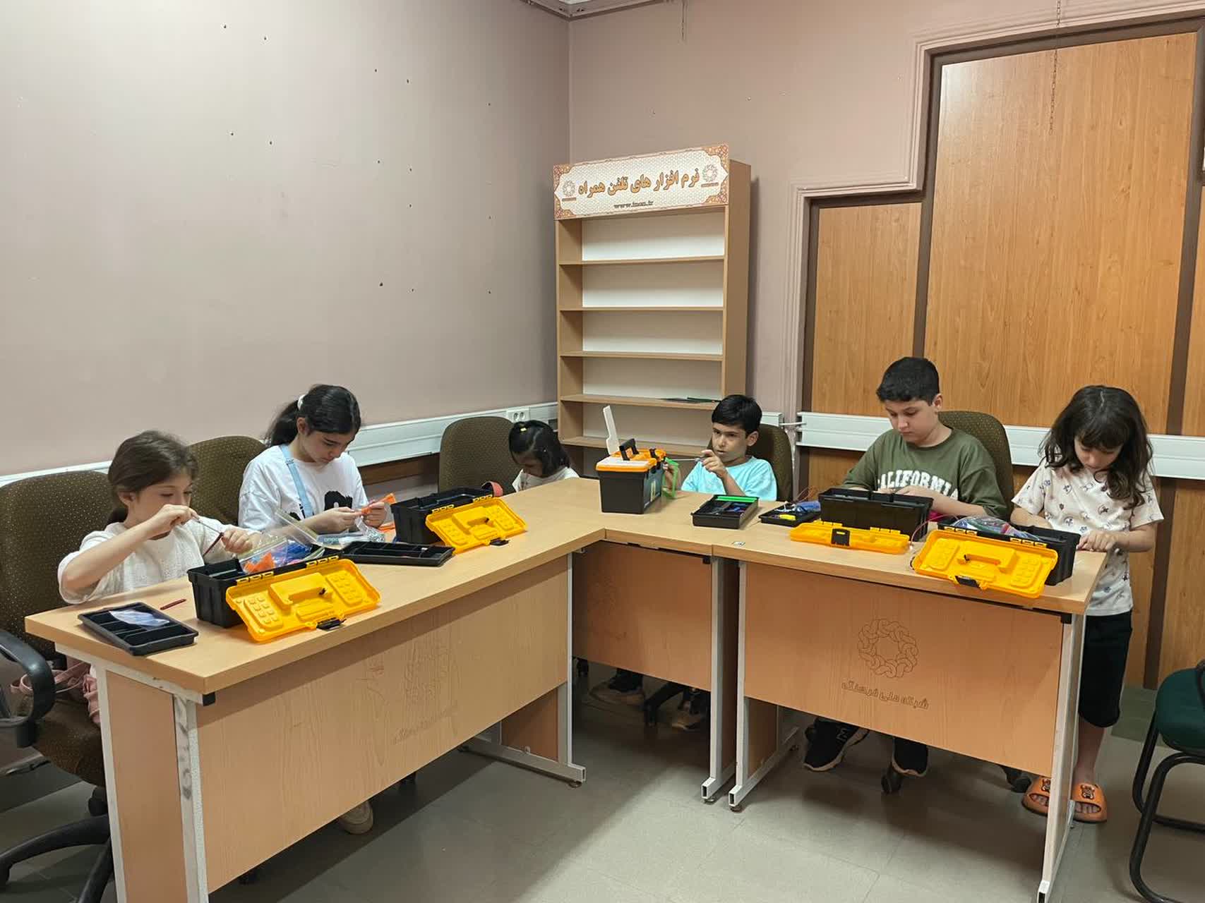 دوره رباتیک رشت